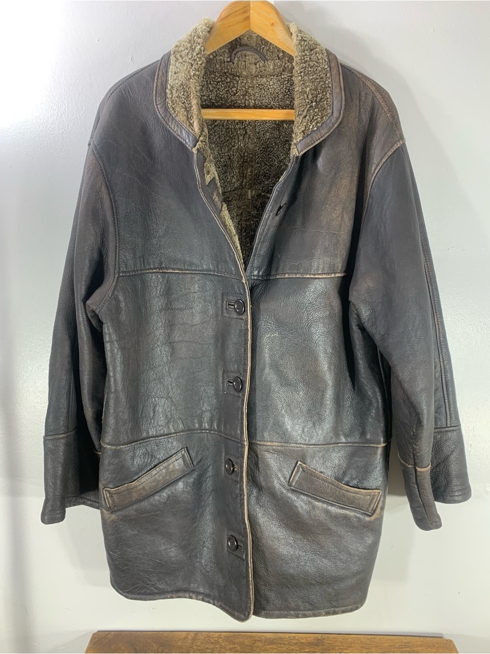 T
Vintage Genuine Leather Shearling Coat Jacket – Brown/Black Lambskin –
